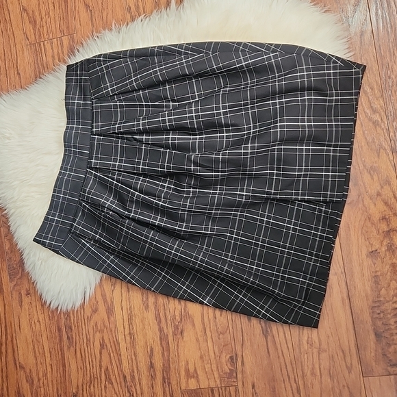 Vintage JPR Black Plaid Pleated Uniform Midi Skirt - Picture 4 of 4